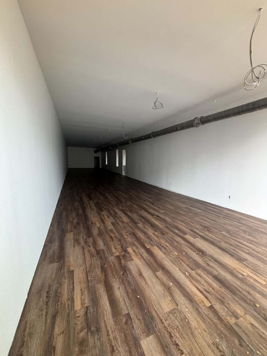 commercial property photo