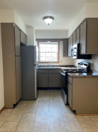 Property photo thumbnail 8