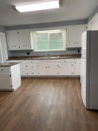 Property photo thumbnail 8