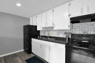 Property photo thumbnail 8