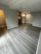 Property photo thumbnail 4