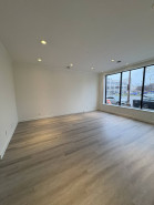 Property photo thumbnail 7