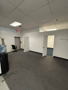 Property photo thumbnail 6