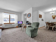Property photo thumbnail 6
