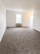 Property photo thumbnail 4