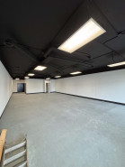 Property photo thumbnail 6